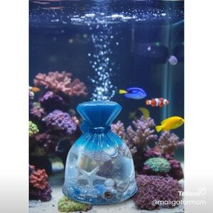 Aquarium Decor with Starfish and Shells